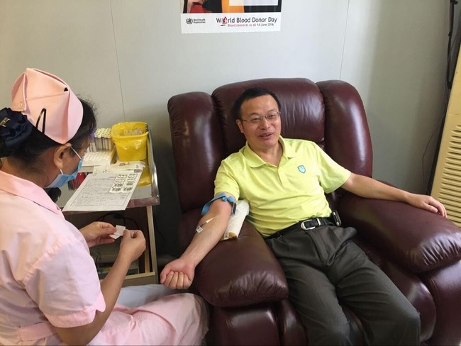 無償獻(xiàn)血，無尚光榮---我院積極組織職工參加無償獻(xiàn)血活動(dòng)(圖4)
