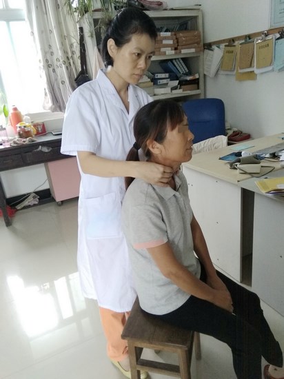 健康脫貧 百醫(yī)駐村——我院李海婷、張正龍醫(yī)師積極參與健康脫貧“百醫(yī)駐村”行動(dòng)(圖7)